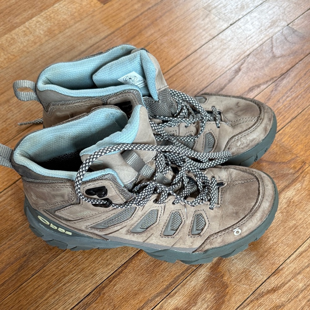 Women's Brown Hiking Boots - Lightweight Support
